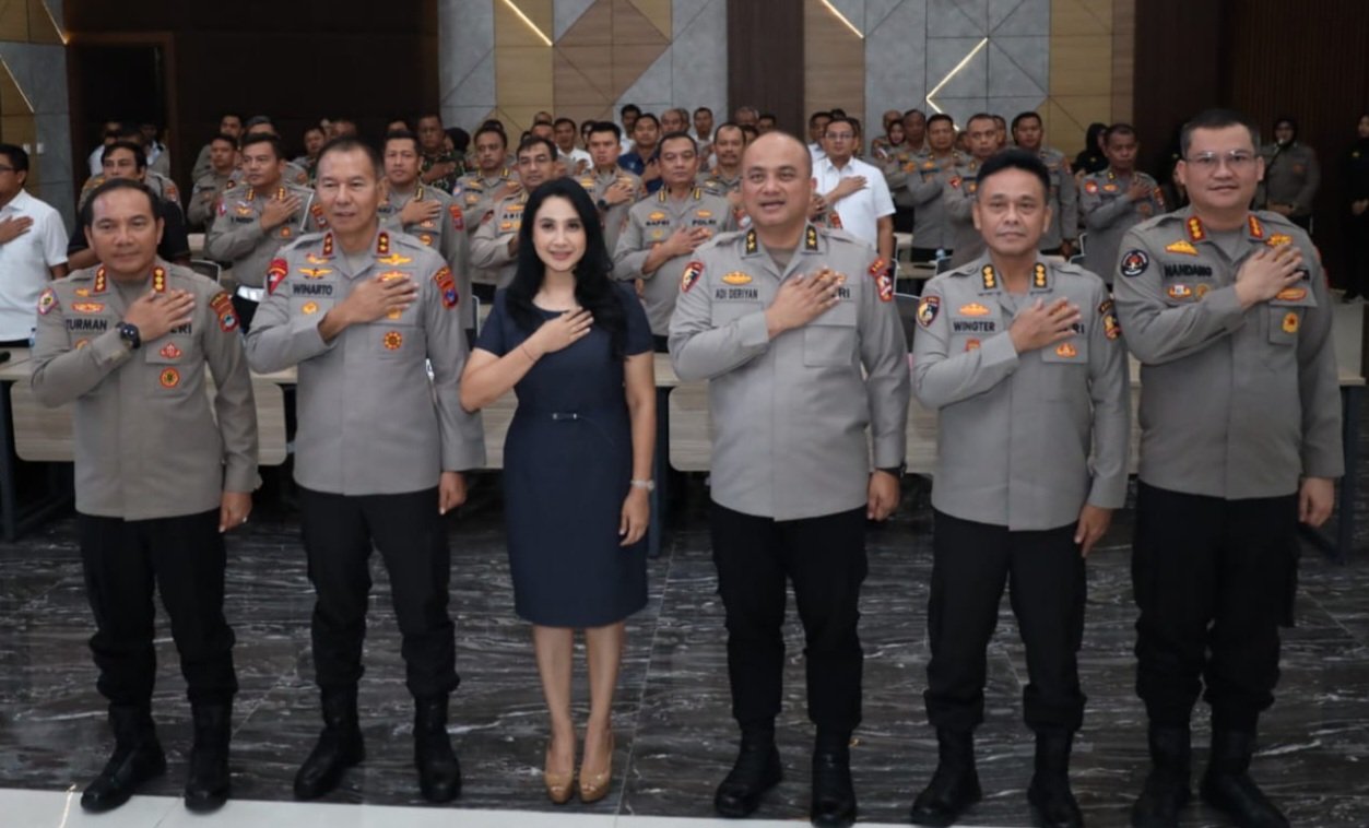 Staf Ahli Kapolri Sosialisasi Penggunaan Media Sosial Bagi Personil Polda Kalsel