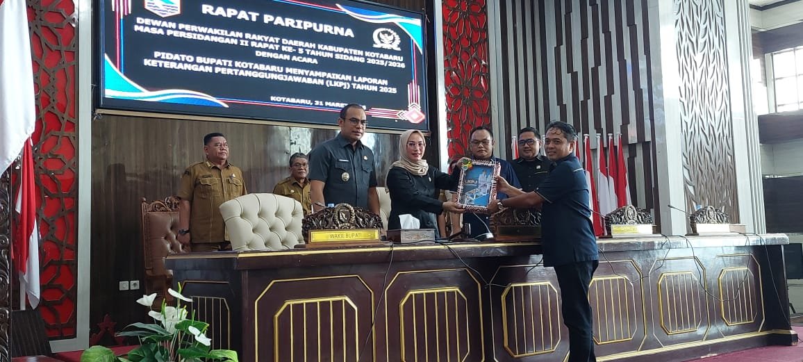 Bupati Sampaikan LKPJ 2025 dalam Rapat Paripurna DPRD