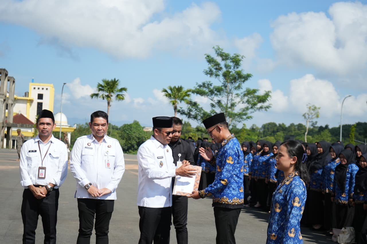 872 PNS Kotabaru Resmi Dilantik, Pemkab Tekankan Disiplin dan Loyalitas ASN
