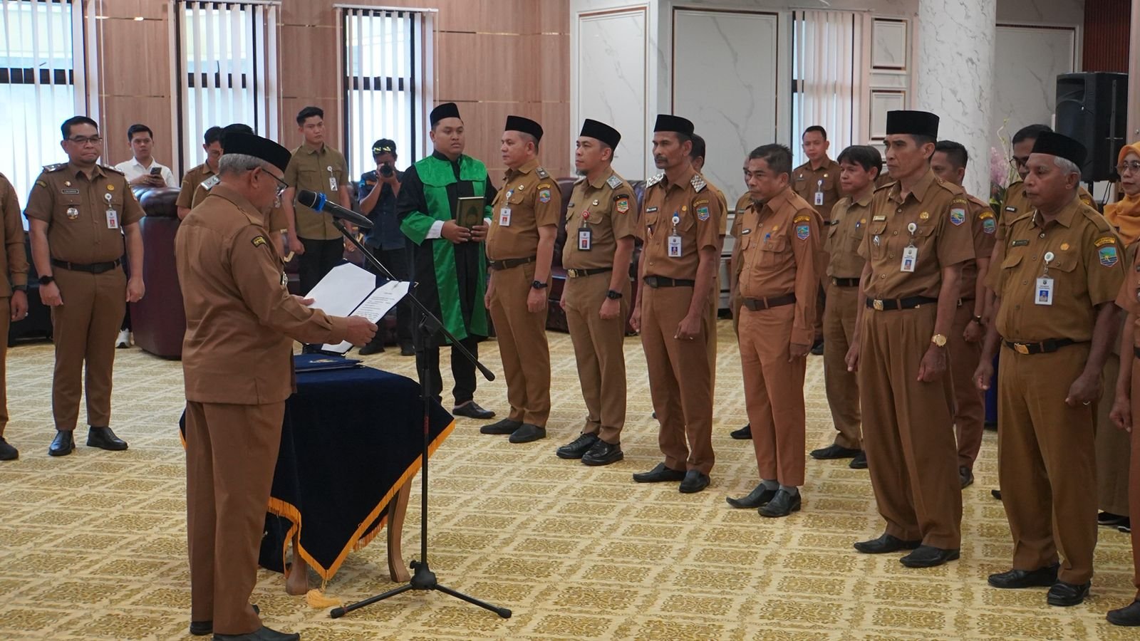 Bupati Muhammad Rusli Lantik Pejabat Tinggi Pratama, Administrator dan Pengawas di Kotabaru